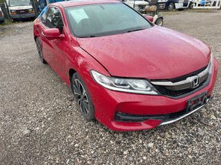 2017 Honda Accord EX-L V6 - Exterior Front Right Corner Image