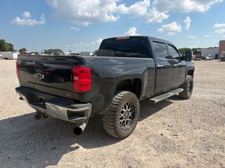 2015 Chevrolet Silverado 2500HD LTZ - Exterior Rear Right Corner Image