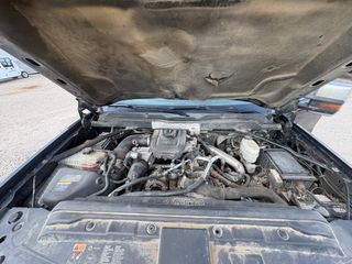 2015 Chevrolet Silverado 2500HD LTZ - Engine Compartment Image