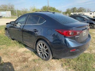 2018 Mazda Mazda3 Touring - Exterior Rear Left Corner Image