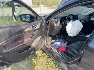2018 Mazda Mazda3 Touring - Driver's Front Door Image