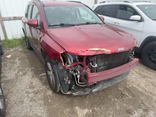 2016 Jeep Compass High Altitude Edition - Primary Damage Right Image