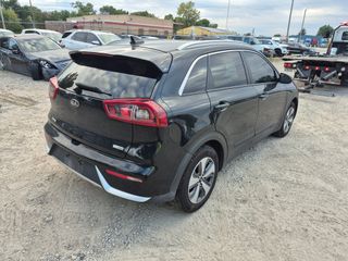 2018 Kia Niro LX - Exterior Rear Right Corner Image