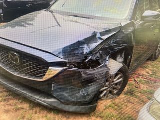 2022 Mazda CX-5 2.5 S Preferred Package - Primary Damage Left Image