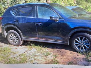 2022 Mazda CX-5 2.5 S Preferred Package - Primary Damage Right Image