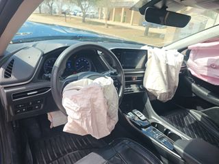 2021 Hyundai Sonata SE - Interior Full Dashboard Image