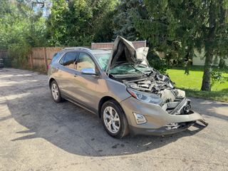 2019 Chevrolet Equinox Premier - Primary Damage Right Image