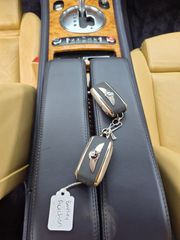 2007 Bentley Continental GT - Interior Steering Wheel With Keys Image
