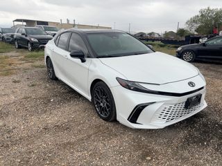 2025 Toyota Camry XSE - Exterior Front Right Corner Image