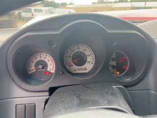 2004 Nissan Frontier XE - Interior Instrument Cluster / Odometer Image