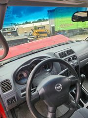 2004 Nissan Frontier XE - Interior Full Dashboard Image