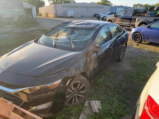 2020 Chevrolet Malibu RS - Exterior Front Left Corner Image