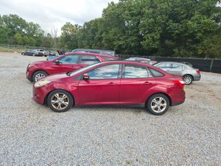 2014 Ford Focus SE - Exterior Side Driver Image