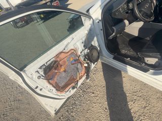 2015 Toyota Camry LE - Driver's Front Door Image