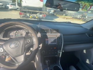 2015 Toyota Camry LE - Interior Full Dashboard Image