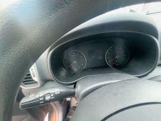 2018 Kia Sportage LX - Interior Instrument Cluster / Odometer Image