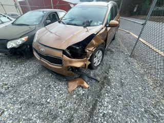 2018 Kia Sportage LX - Primary Damage Right Image