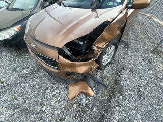 Vehicle Parts Image #3