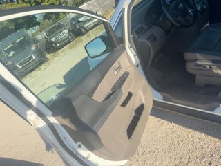 2012 Honda Odyssey EX-L - Driver's Front Door Image
