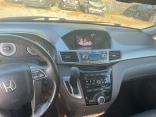 2012 Honda Odyssey EX-L - Interior Full Dashboard Image