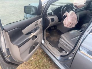 2011 Honda Odyssey Touring - Driver's Front Door Image