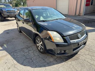 2012 Nissan Sentra 2.0 SR - Exterior Front Right Corner Image