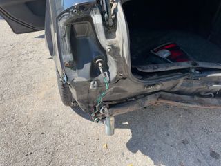 Vehicle Parts Image #3