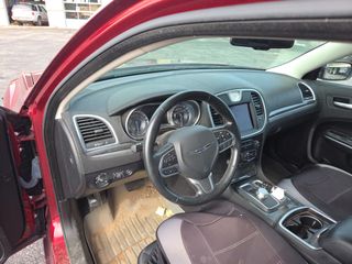2021 Chrysler 300 Touring - Interior Full Dashboard Image
