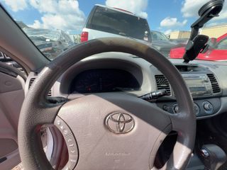 2006 Toyota Camry LE - Interior Full Dashboard Image