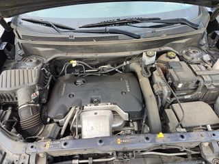 2018 Chevrolet Equinox LT - Engine Compartment Image