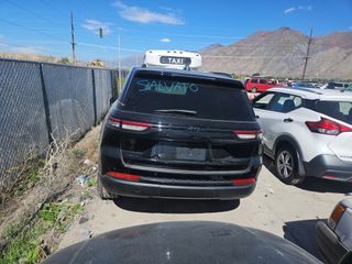 2023 Jeep Grand Cherokee Altitude - Exterior Rear Center Image