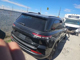 2023 Jeep Grand Cherokee Altitude - Exterior Rear Right Corner Image