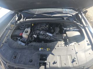 2023 Jeep Grand Cherokee Altitude - Engine Compartment Image