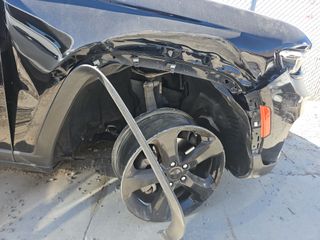 2023 Jeep Grand Cherokee Altitude - Primary Damage Straight On Image