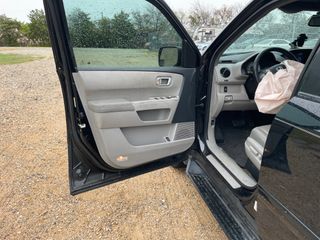 2014 Honda Pilot EX-L - Driver's Front Door Image