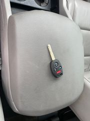 2014 Honda Pilot EX-L - Interior Steering Wheel With Keys Image