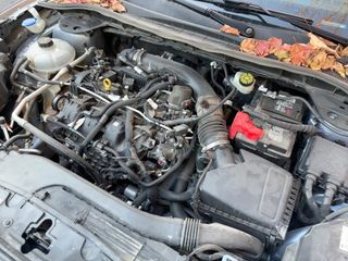 2022 Ford Escape Titanium - Engine Compartment Image