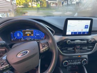 2022 Ford Escape Titanium - Interior Full Dashboard Image