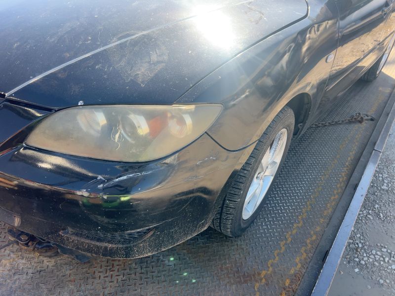 2006 Mazda Mazda3 i Touring - Exterior Front Left Corner Image