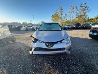 2018 Toyota RAV4 LE - Exterior Front Center Image