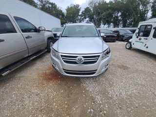 2010 Volkswagen Tiguan SEL - Exterior Front Center Image