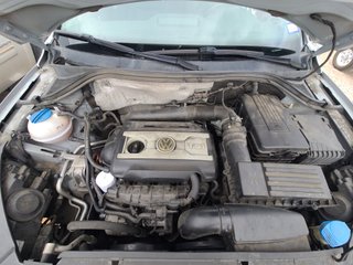 2010 Volkswagen Tiguan SEL - Engine Compartment Image
