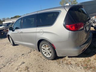 2017 Chrysler Pacifica Touring - Exterior Rear Left Corner Image
