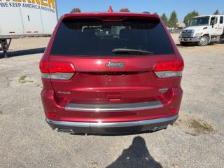 2014 Jeep Grand Cherokee Summit - Exterior Rear Center Image