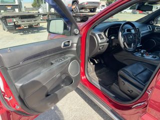 2014 Jeep Grand Cherokee Summit - Driver's Front Door Image