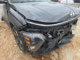 2024 Hyundai Kona SEL - Primary Damage Right Image