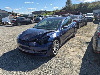 2018 Tesla Model 3 Long Range Battery - Exterior Front Left Corner Image