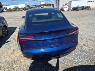 2018 Tesla Model 3 Long Range Battery - Exterior Rear Center Image