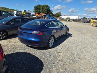 2018 Tesla Model 3 Long Range Battery - Exterior Rear Right Corner Image