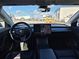2018 Tesla Model 3 Long Range Battery - Interior Full Dashboard Image